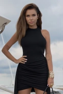 Gracjela – schwarzes Mini-Kleid mit Taillenbindung