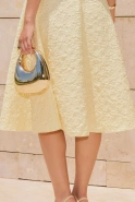 Rebeca – gelbes ausgestelltes Midikleid
