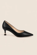 Samos – black pumps with a gold heel detail