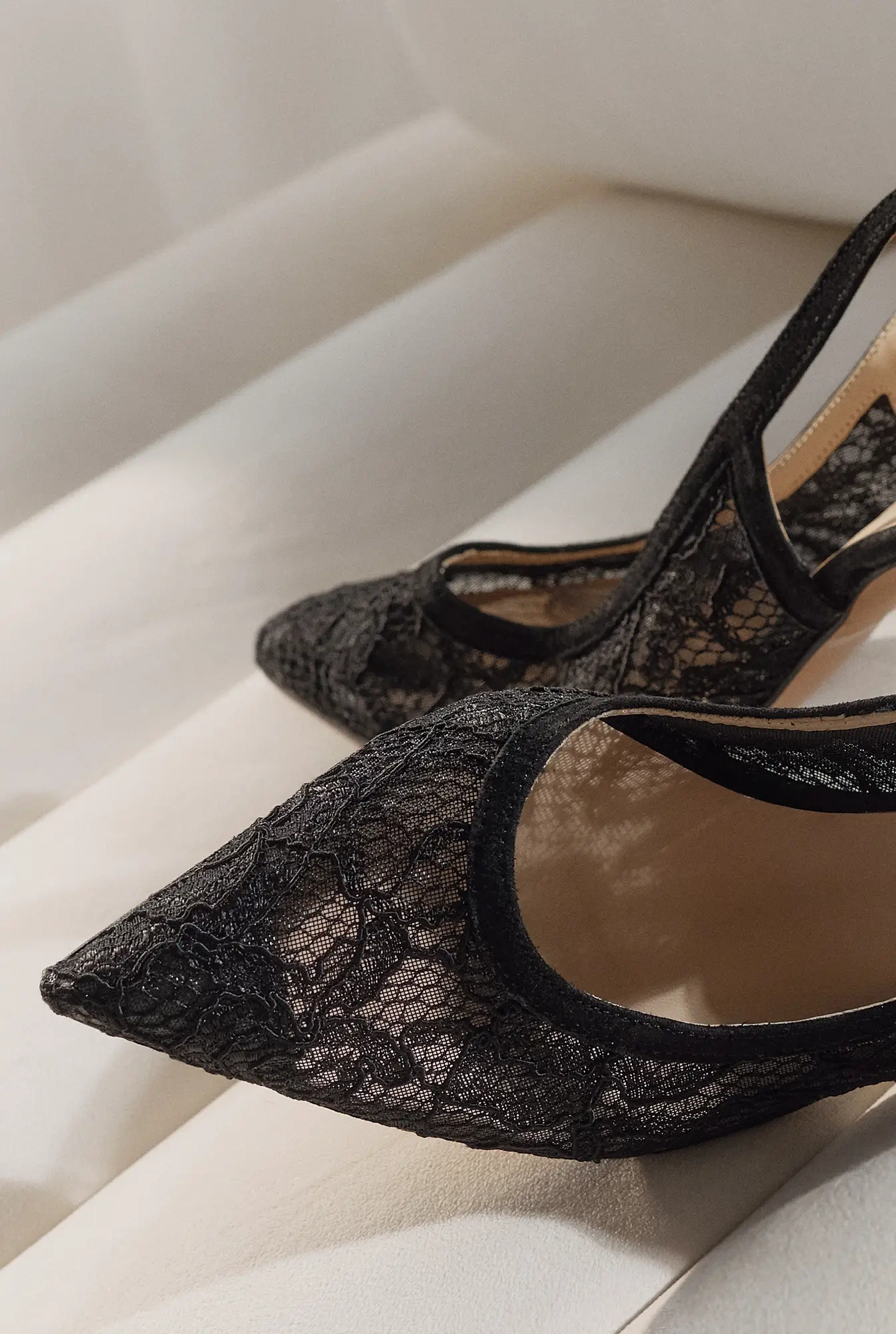 Lessy – black lace high heels with suede inserts