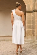 Glimer - asymmetrisches Brautkleid 