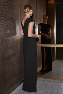 Kasjana – black maxi with delicate silver thread