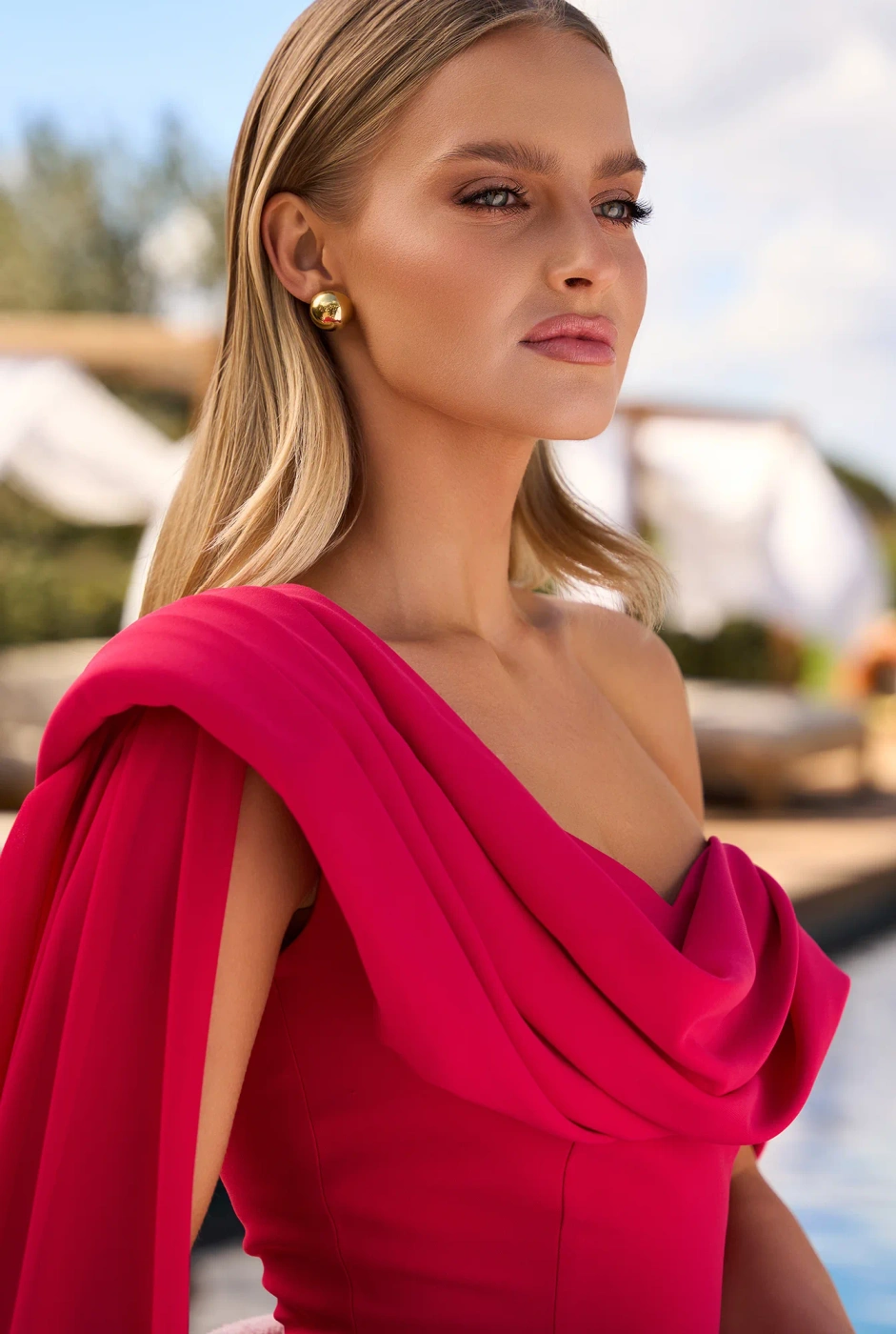 Della - a maxi dress with an asymmetric cut.