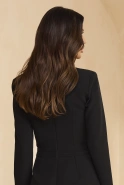 Goldi – schwarzes Minikleid mit eckigem Ausschnitt