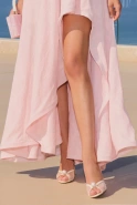 Elmina – hellrosa Midikleid mit asymmetrischem Saum