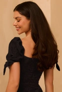 Sabrina – schwarzes Minikleid mit Puffärmeln