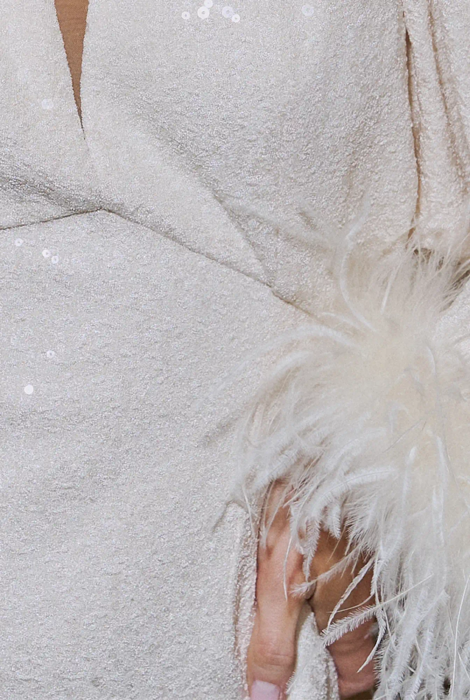 Toluca – ecru mini dress with sequins and feathers