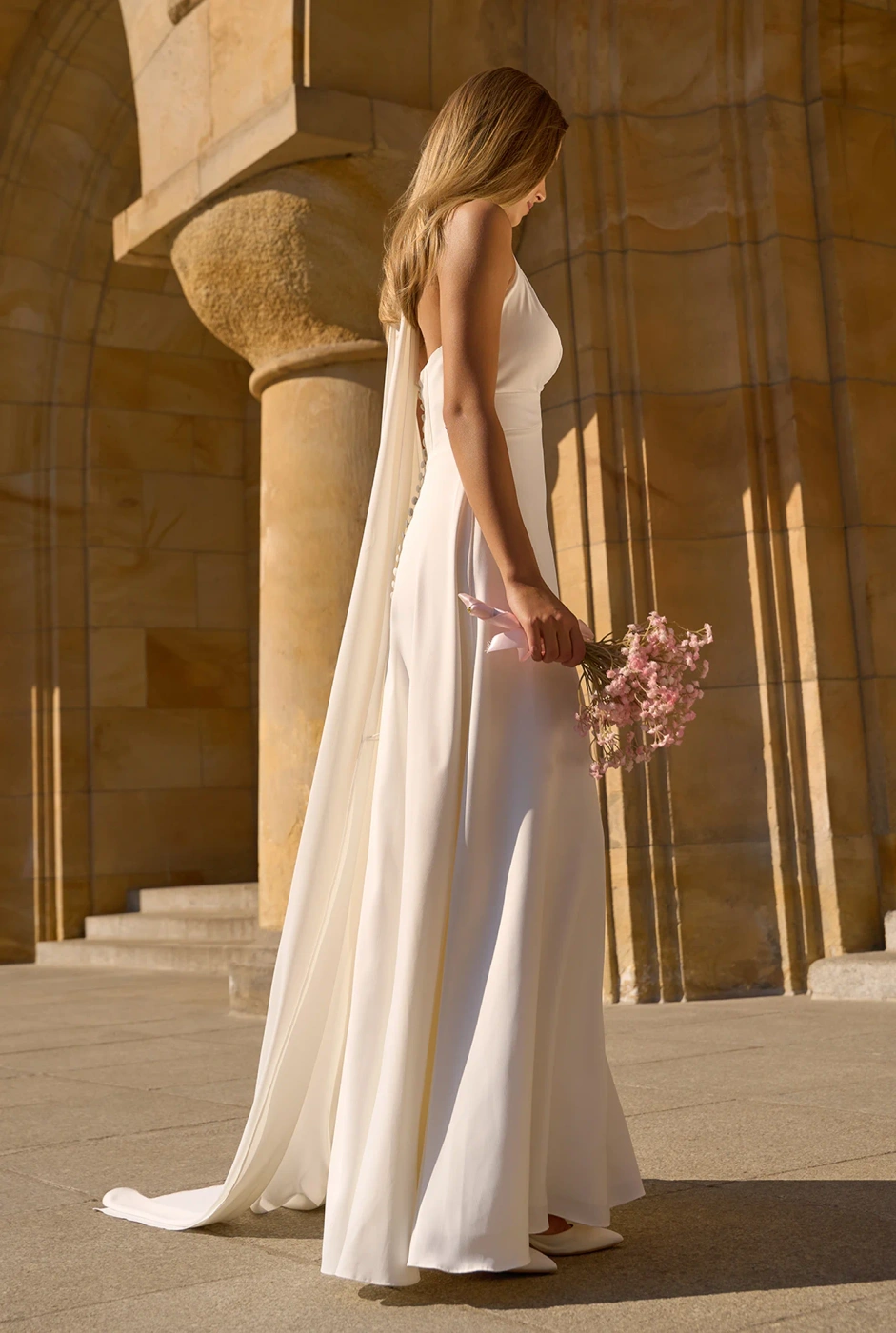 Nemezja - Maxikleid mit abnehmbarem Umschlagtuch