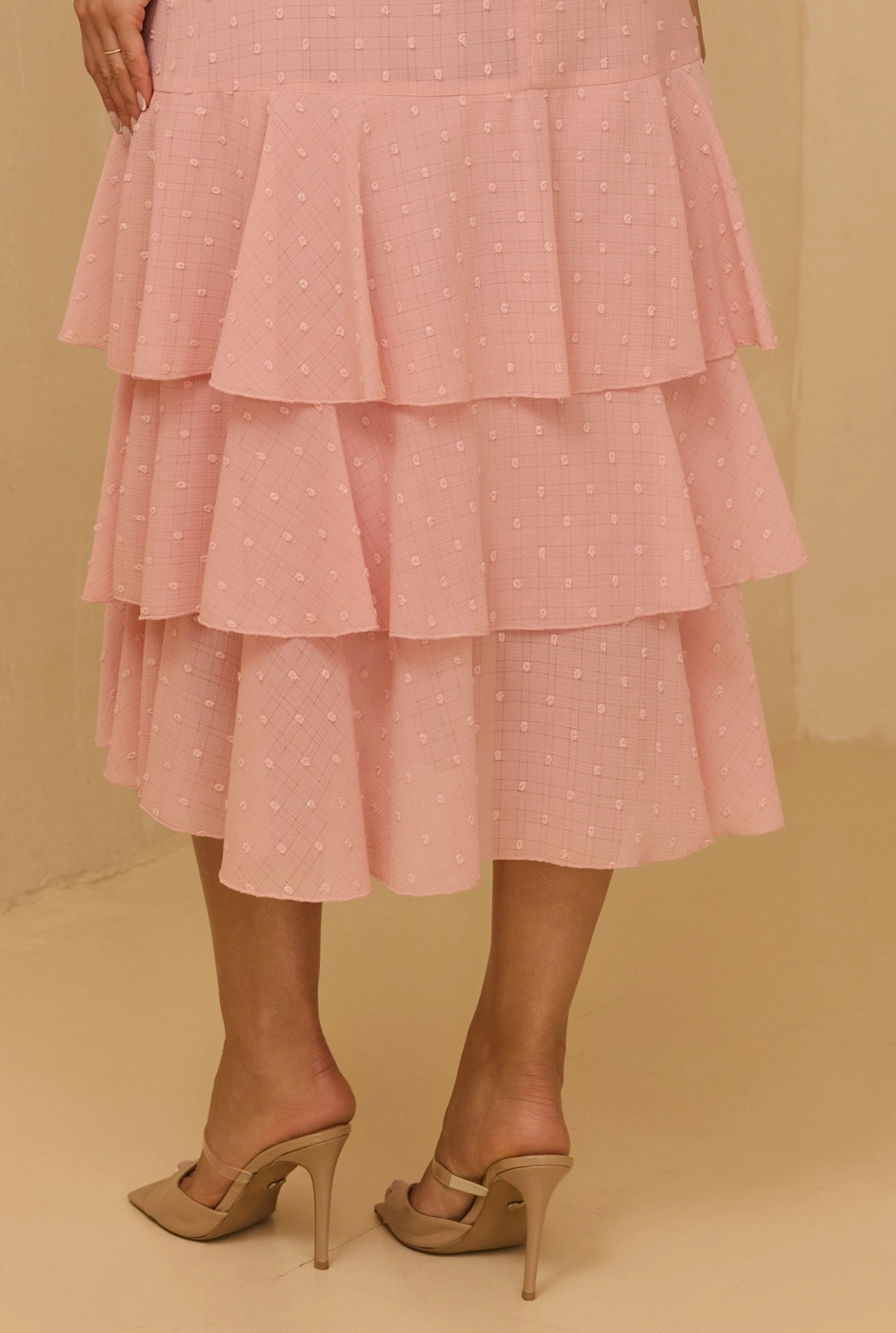 Lucette - Rosa Maxikleid mit spanischem Ausschnitt