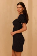 Sabrina – schwarzes Minikleid mit Puffärmeln