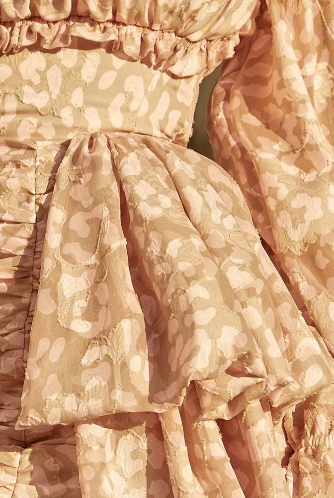 TIVVA - KLEID MIT FALTEN