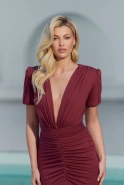 Paola – braunes Maxikleid mit Drapierelementen
