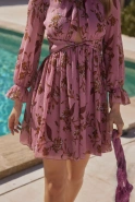 Rosita - Minikleid in schmutzigem Rosa mit Blumenmuster und Rüschen