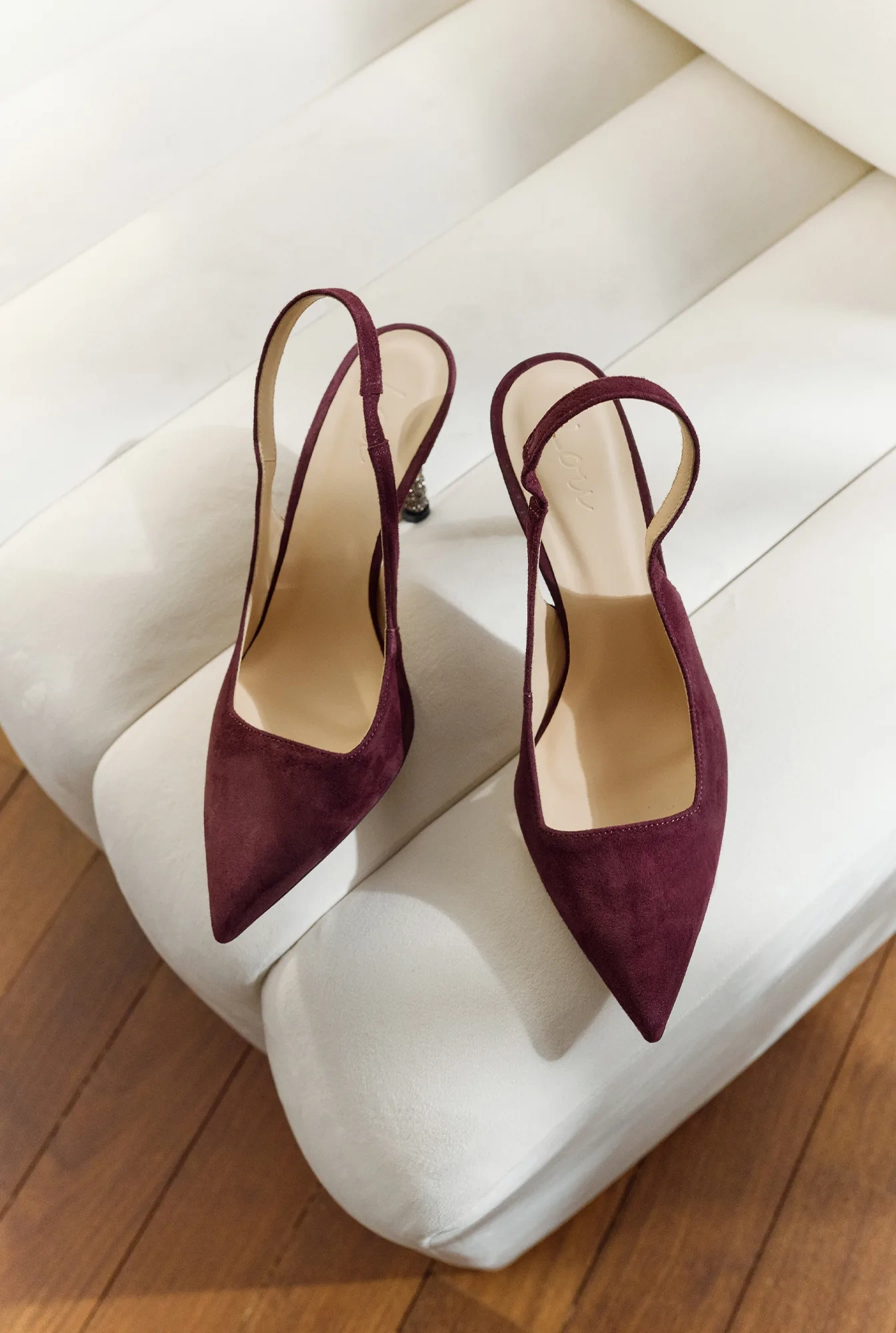 Briella – burgundy high heels with rhinestones in the heel