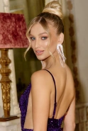 Fiorella - Glanz lila Pailletten auf einem Samt-Mini