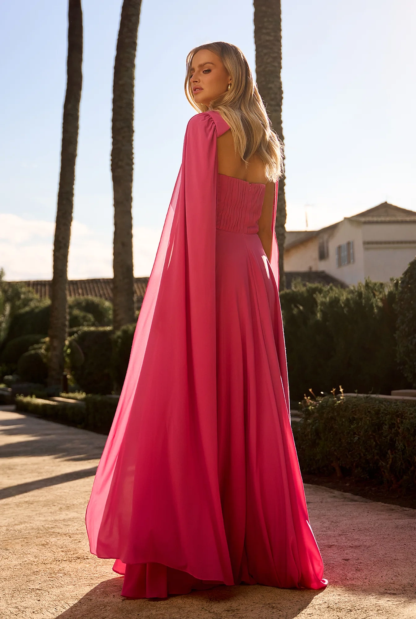 Oriana – Korsett-Maxikleid mit weiten Ärmeln