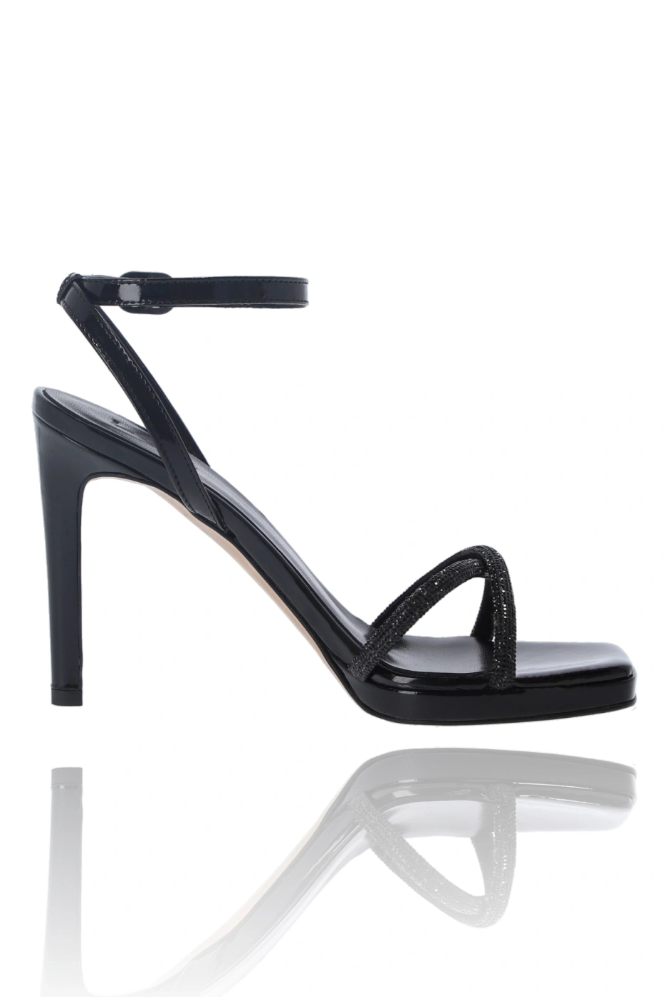 Blackdoe - Natural leather - patent leather sandals with shiny straps